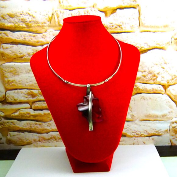 Modernist Freeform Amber Pendant With 925 Sterling Silver Omega Wire - Rare Gift - Picture 5 of 16